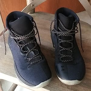 Under Armour mens shoes..